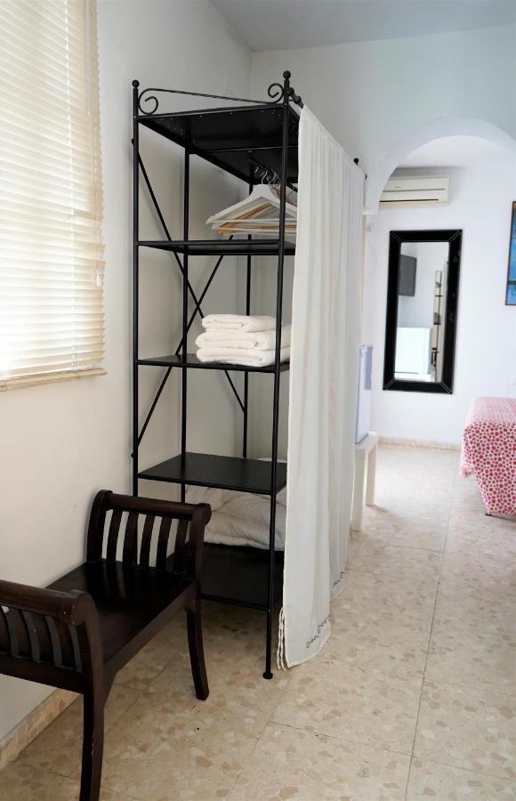 Hostal Trafalgar Barbate Exterior photo