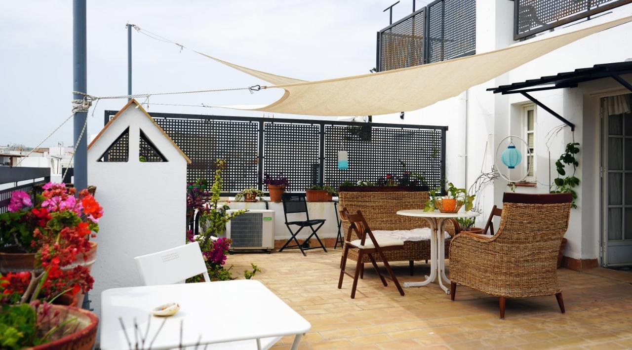 Hostal Trafalgar Barbate Exterior photo